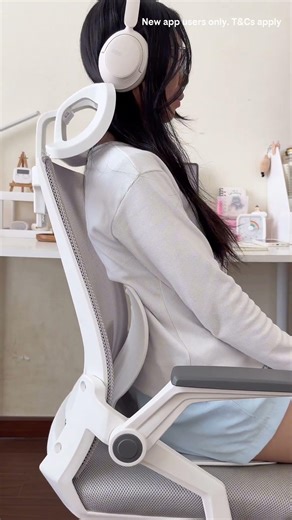 Fixing My Posture & Desk Setup as a College Student 🖥️ | Temu Finds