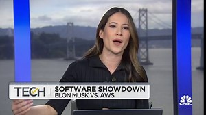 CNBC's Deirdre Bosa reports on a software showdown between Elon Musk and AWS