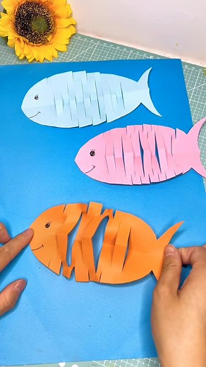 Kindergarten handmade, children's colored paper handmade, handmade diy, kindergarten art works, children's enlightenment #interesting #handicrafts #art #kindergarten #creative #homemadetoys #origamicraft #paperart paper craft ideas | paper craft ideas