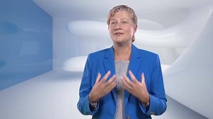 2.7K views · 18 reactions | What are the most exciting and interesting areas in banking technology right now? Our group COO, Kim Hammonds shares her insight: https://www.db.com/careers/en/grad/role-search/technology-opportunities.html Graduate opportunities in technology closing soon - apply now: https://www.db.com/careers/en/grad/role-search/job_search_results.html#job_category=116 | Deutsche Bank Careers | Facebook