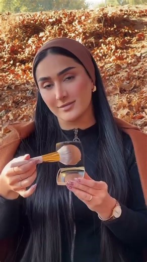 Autumn make up in heart of nature 🍂🍁 #shortsfeed #love #softglamlook #beginnertoexpert #makeup #yt