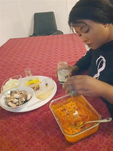 37K views · 688 reactions | Make una come eat locally made food | Aproko Bus Driver 2 | Facebook