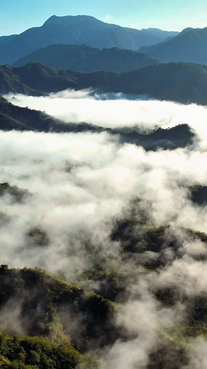 Lakwatserong Pinoys on Instagram: "Approx. 1 hour from the Metro, you can already witness a sea of clouds - with zero effort. 🌄 Perfect for the lakwatseros who want to unwind but don't have the time to plan a trek. 😌 You can even pitch a tent or rent one for overnight! Approx. per person: ₱ 200 (Entrance fee) ₱ 300 (Overnight fee) ₱ 400+ (Tent rental, dependant on type) *Kids below 5 y/o – FREE *Check their FB page for other accomodations, rates & amenities 📍 Viewscape Nature’s Park, Tanay, R