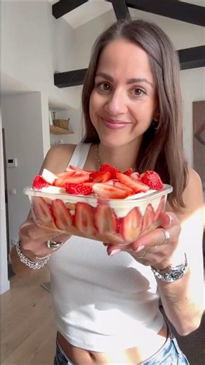 Strawberry Tiramisu 🍓 #easyrecipe #recipe