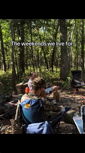 Who else is out hunting with their buddies this weekend? #hunt #hunting #camp #friendship #outdoors