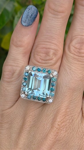 @edinburgh.vintage.jewellery on Instagram: "ALERT! This stunning vintage ring needs a new home. Aquamarine lovers who rock white gold, this one's calling your name!💙💍👋 Available now ! Link in bio or tag product code. Free Worldwide Shipping ❤️ Free Ring Resizing 💍 TARRIFF & CUSTOMAS CHARGES COVERED BY US. NO EXTRA CHARGES. Best Wishes Lisa From Edinburgh With Love"