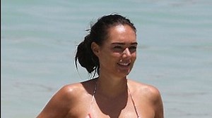Tamara Ecclestone peleó con su bikini
