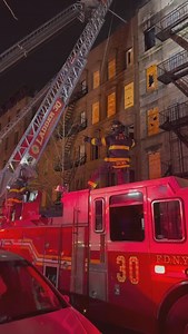 Repost from @fdny_response_videos 30 Truck used their Ladder Pipe at 4th Alarm Box 1588 to knock down Heavy fire in 2 vacant buildings #fdny #fdrv #fdnyresponsevideos | Chief Miller
