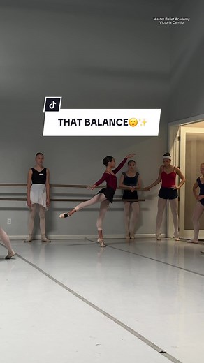 Master Ballet Academy: Perfecting Dance Balance Techniques