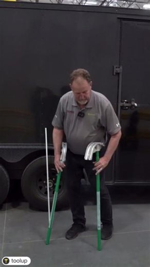 85K views · 536 reactions | Check out this demo of the Dual-Shoe Hand Bender! This hand bender delivers precise, quality bends on ½" and ¾" EMT and ½" rigid and IMC conduits with 1️⃣ tool. Bend more and carry less on every job.  #Greenlee #GreenleeProducts #Electrical #Bending : @toolup | Greenlee Tools | Facebook