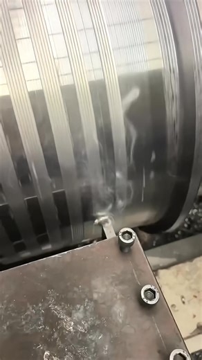 Another thread … #cnc #cncmachining #cncmilling #machining #cncturning #manufacturing #cncfactory #machinist #machinery #cncmachine | 917cnc