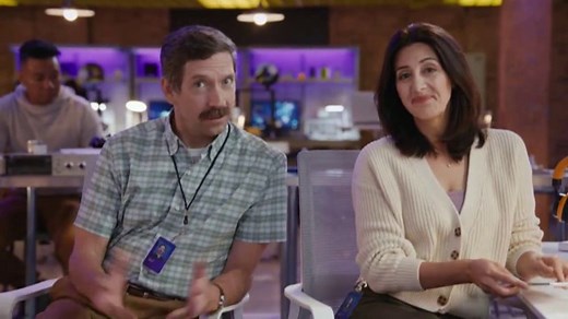 XFINITY TV Spot, 'Internet Intern: $35: Free WiFi Equipment and Peacock Premium'