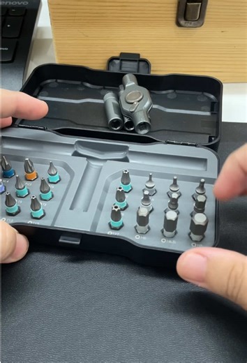 Name a better pocket tool… I’ll wait. #screwdriver #hometools #toolbox #fallfreshness #diyproject