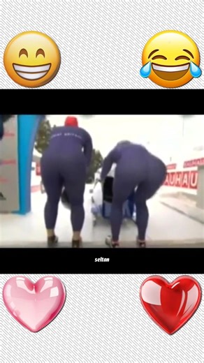 Bobsleigh, suddenly her pants burst😅🤭 #olympics #athlete #sports #shorts