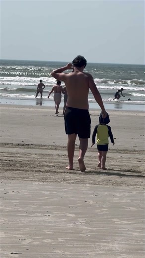 Beach swimming felipe with niece Gael