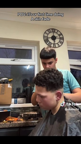 Primer Skin Fade: Tu Experiencia de Barbería