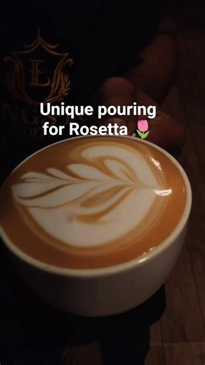 Rosetta latteart 😊 🌷#coffee #shorts