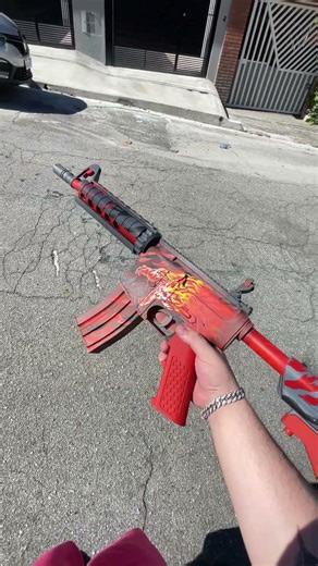 Réplica tamanho real (87cm) 100% pintada a mão!M4a4 Howl | 001/100