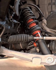 The 2022 Bronco Raptor was engineered with Live Valve, derived from FOX’s desert race-winning, position-sensitive suspension. With semi-active, electronically controlled compression damping and patented Internal Bypass technology, these shocks provide a smooth and comfortable feeling on the pavement with aggressive control and stability at high speeds off-road. // #ridefox #foxlivevalve | FOX