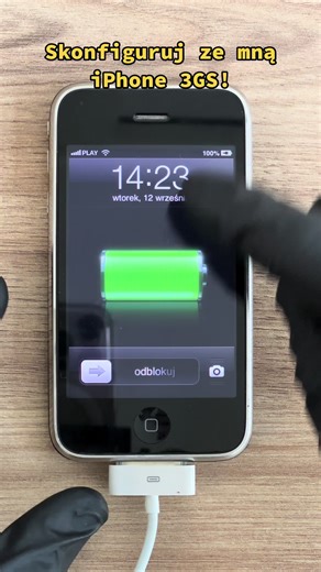 Skonfiguruj ze mną iPhone'a 3GS z 2009 roku!