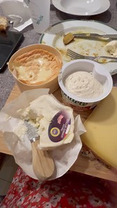 12K views · 344 reactions | French and cheese 燎 || Review cheese atau keju yang ada di France. Ampun cheese bau kaki ne fav my laki.. satu rumah bau. Ada fight kalau kita goreng ikan masin atau belacan 﫣 | Elvena Podeur | Facebook