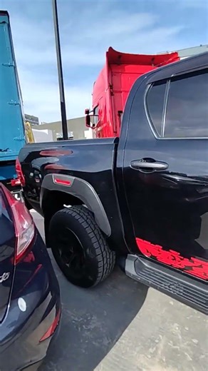 tuned Toyota hilux mk8 facelift (Thessaloniki car tuning show 2024)