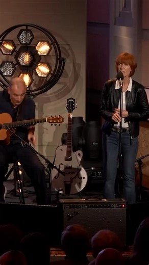 Kiki Dee performs Don’t Go Breaking My Heart for Johnnie Walker. 🧡 Listen to Johnnie Walker: A Celebration on BBC Sounds | BBC Radio 2