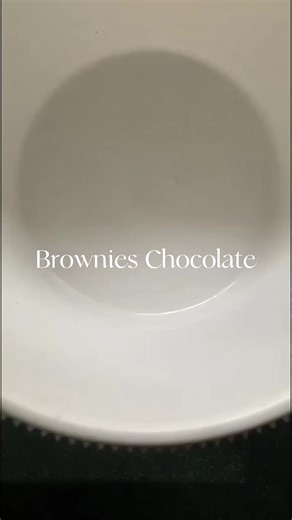 first try, for bf (kinda fail) ;( #baking #brownies #recipe #fyp #4u
