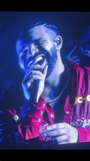 Drake ♥️ Controlla @champagnepapi #drake #concertvibes #drakelive #musictok #controlla