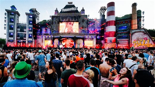 10 Jahre Parookaville in Weeze: Eine Stadt, gebaut für Elektro-Musik