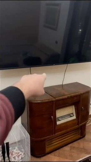 Never change the channel when you're watching TV or he'll get mad...😰 #shorts #roblox #brainrot #ps5