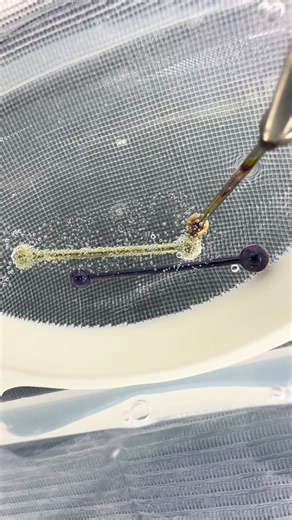 Todo sobre el anodizado en piercings de titanio