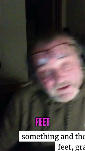 Chimps wade through swamps to feel & grab things with their feet—taking weight off their legs