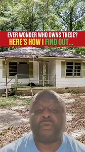 🤔 Who owns this boarded-up house? Watch how I find out 👇 | Flip Man