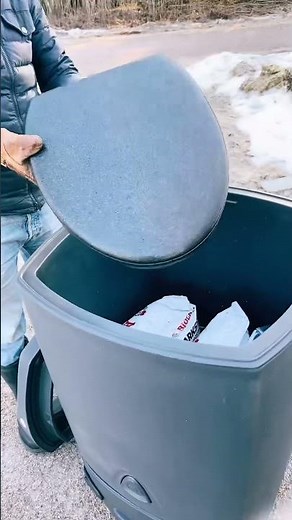 How to Open and Close Biolan Composter Eco Toilet | Easy Guide