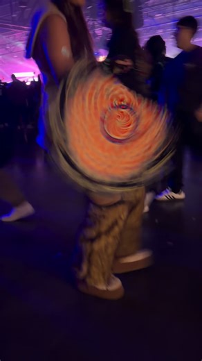 ༻Gracie Mae༺ on Instagram: "Best flow star of mind when flowing to griz☮️✨ Flowing with @foreverfloww use code Gracie10 to save $$ these are my FAV stars to flow with!!! Go support🤍 Crochet handmade by @rini_nagy 🧶✨ • • #flowstate #flowstar #peaceandlove #hippiechic #rave"