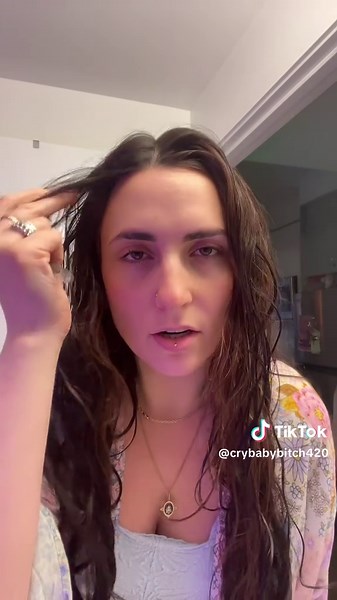 Rimmel Eyeliner: Tips for Application and Style