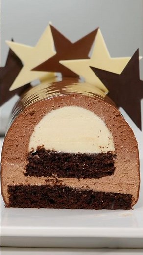 Bûche 3 Chocolats sans gluten. La recette sur ma chaîne YT #ateliersdeludo #bûche #chocolat