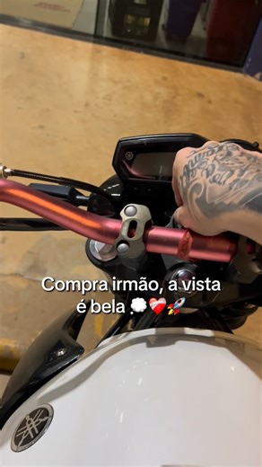 Willian Faggion on Instagram: "não perde tempo irmão🫱🏼‍🫲🏽 . . . . . . #motorcycle #viral #xj6 #xj"