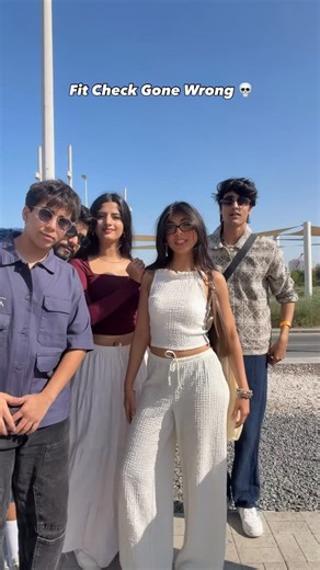 Geet thakur on Instagram: "Not me giving a sneak peek accidentally😔🍑 . . . . #reels #explorepage✨ #fyp #relatable #friends"