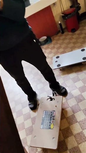 Moving a massive wardrobe #tatianamotivator #dreamhouse #rearrangement #wardrobe