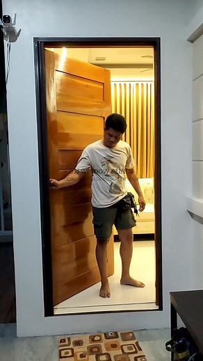 1.8M views · 6.1K reactions | Discover our Detachable Pleated Screen Door – the epitome of elegance and functionality. Features: Detachable for effortless cleaning. Barrier-free design on the floor. Space-saving when folded. Unlimited width. Crystal clear vision. Insect Screen | SJJ Window Blinds | Facebook