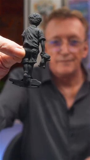 Featuring Let the Adventure Begin and Blowing Bubbles, Andy Skinner ’s much-loved stamp designs are reimagined in beautiful 3D for mixed media and beyond. They’re perfectly paired with the texture-rich Fir Trees Silhouettes and Stone moulds to help you build atmospheric, layered scenes. Available now on our website 💫✨ | Cosmic Shimmer