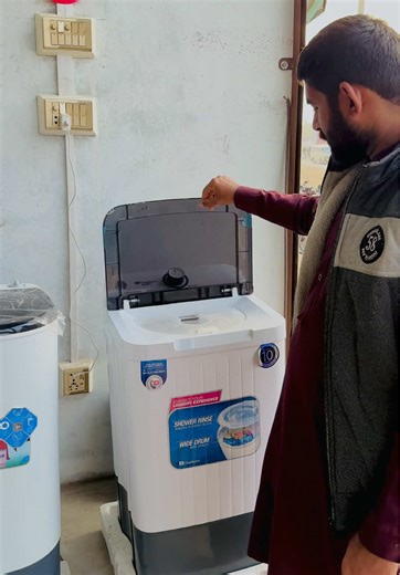 Dawlance 6000C Spinner with 10-Year Motor Warranty