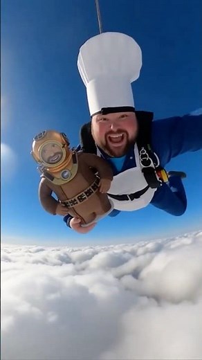 "It's Me"! Action Baker Cakes! Extreme Cake Art