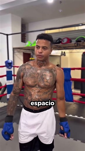 El Luffy de la vida real: El luchador con el brazo giratorio!