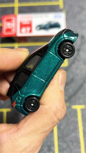 Tomica 47 Nissan Note Aura Green Diecast #shorts #tomica #note #aura #nissan