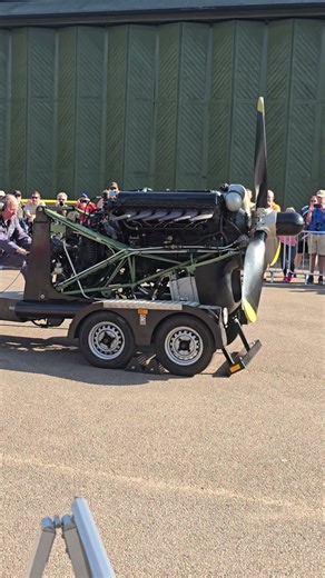 Starting up a Lancaster Bomber v12 engine