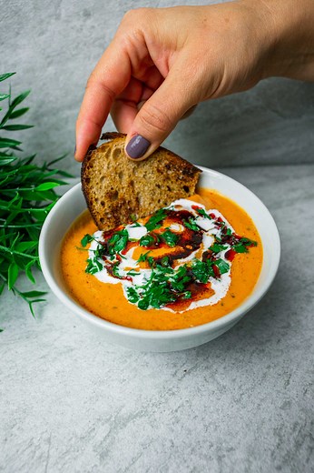Süßkartoffel-Ofensuppe mit Kokosmilch – Einfach und Cremig