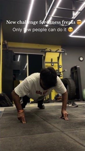 2 finger push up 🤯‼️| gym challenge videos #gym #calisthenics #fitnesstrainer